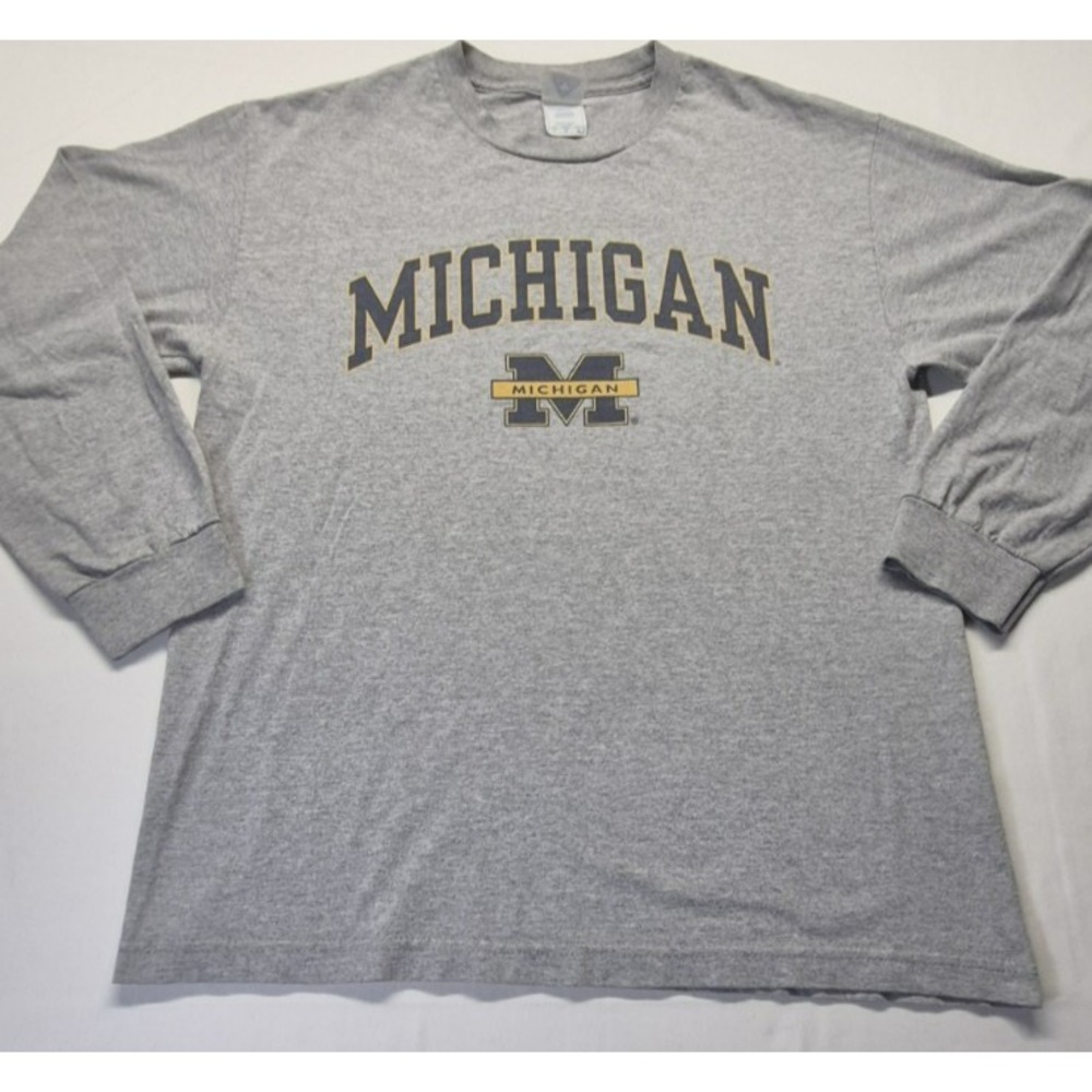 Michigan Wolverines‎ men's long sleeve gray school logo game day shirt Lg.